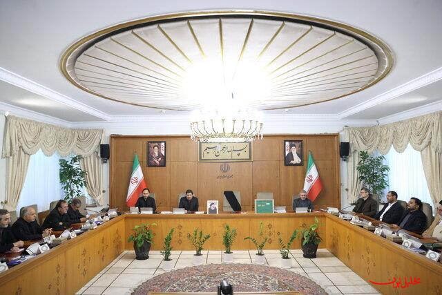 تحلیل ایران -اقامه نماز رهبر انقلاب بر پیکر رئیس‌جمهور و همراهان از ساعت ۹ صبح