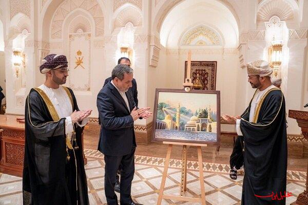  تحلیل ایران -تمبر یادبود همکاری بین ایران و عمان رونمایی شد