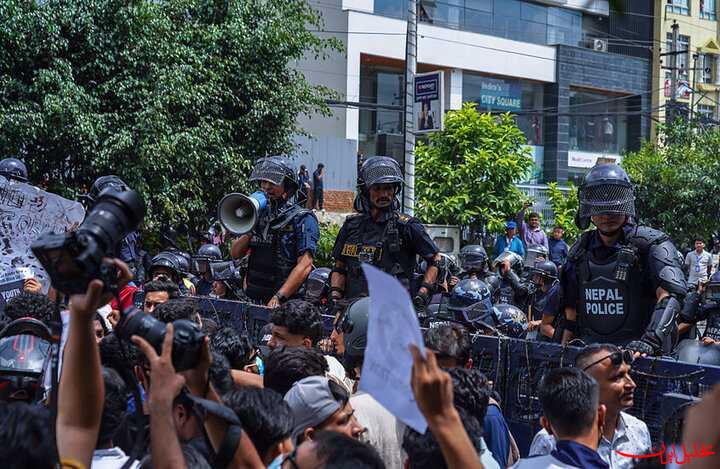  تحلیل ایران -معترضان نپالی خانه‌های مقامات را به آتش کشیدند