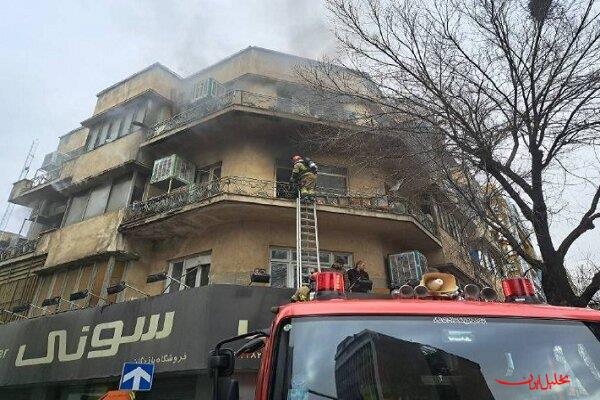  تحلیل ایران -حریق یک ساختمان تجاری در خیابان جمهوری تهران