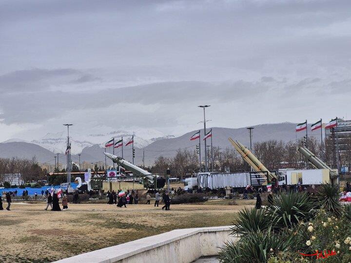  تحلیل ایران -نمایش انواع موشک‌ در مسیر راهپیمایی ۲۲ بهمن در تهران