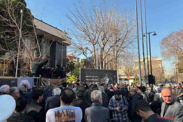  تحلیل ایران -پیکر عنایت بخشی تشییع شد