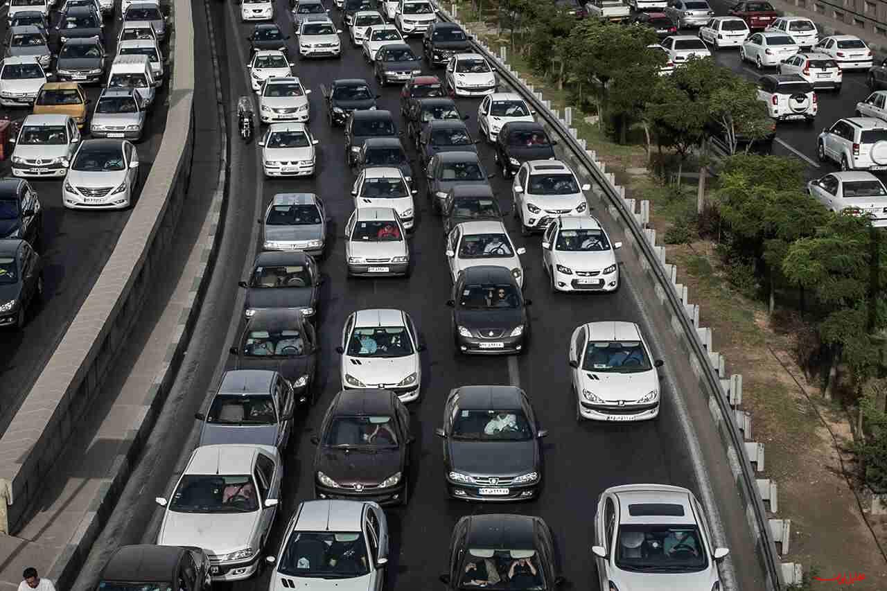  تحلیل ایران -ترافیک سنگین در محورهای ورودی تهران 