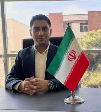 علی گل وردی کارشناس ارشد امور راهبردی.